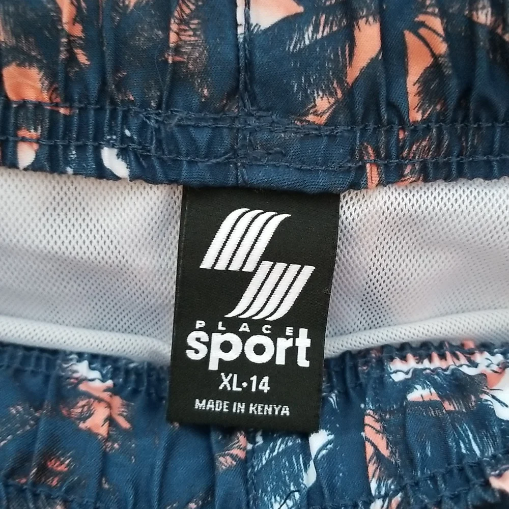 NEW Boy's Tropical Print Swim Trunks